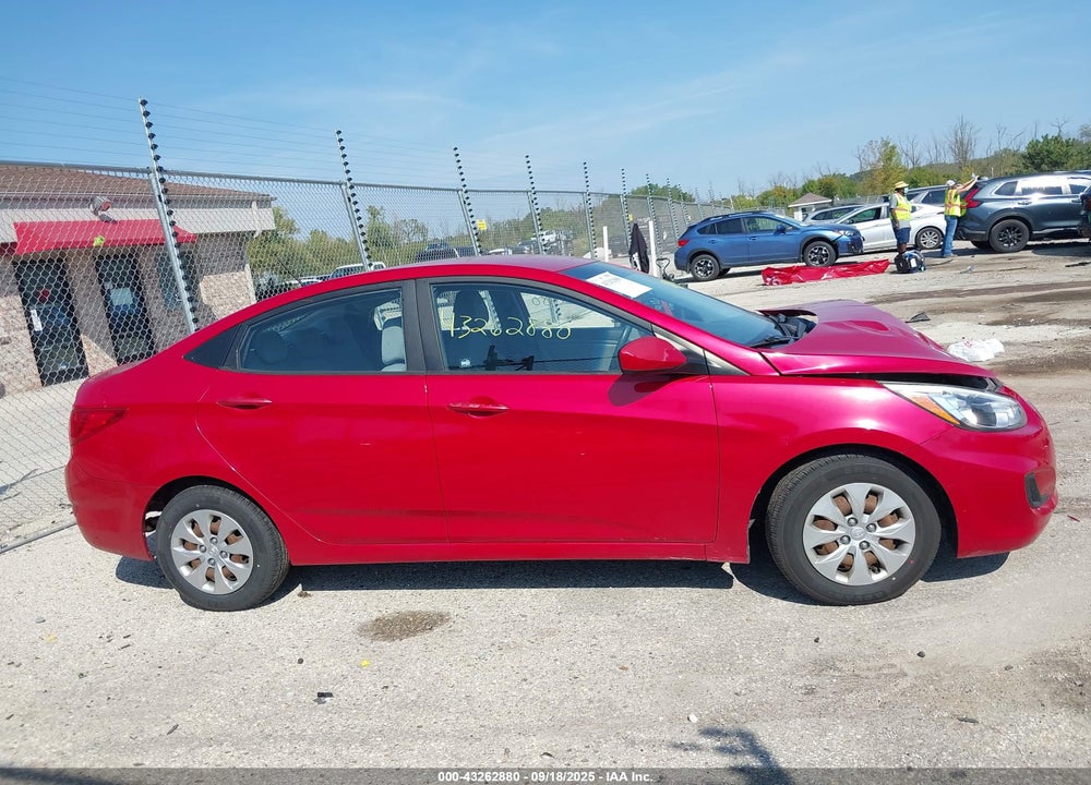 2016 HYUNDAI ACCENT VIN: KMHCT4AE1GU978740