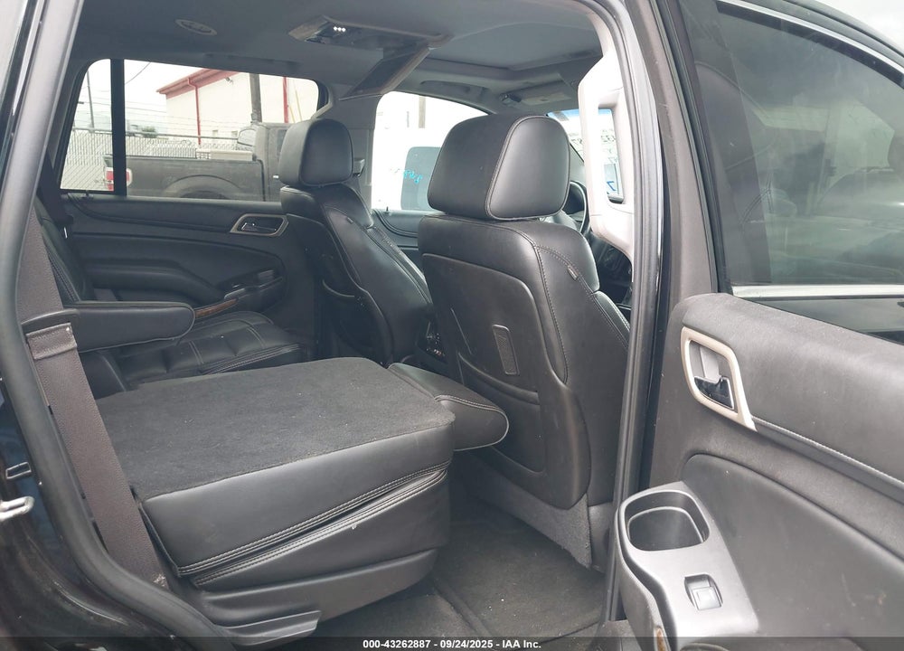2016 GMC YUKON DENALI VIN: 1GKS1CKJ2GR208971