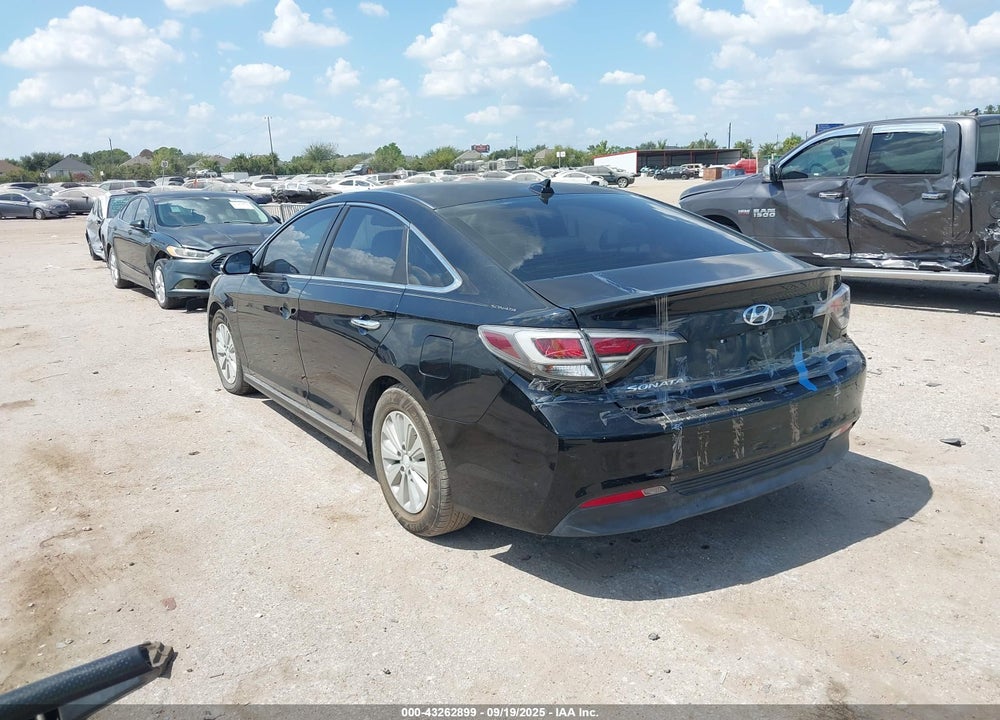 2016 HYUNDAI SONATA HYBRID VIN: KMHE24L1XGA019120