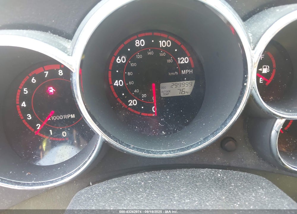 2007 TOYOTA MATRIX VIN: 2T1KR32E97C675869