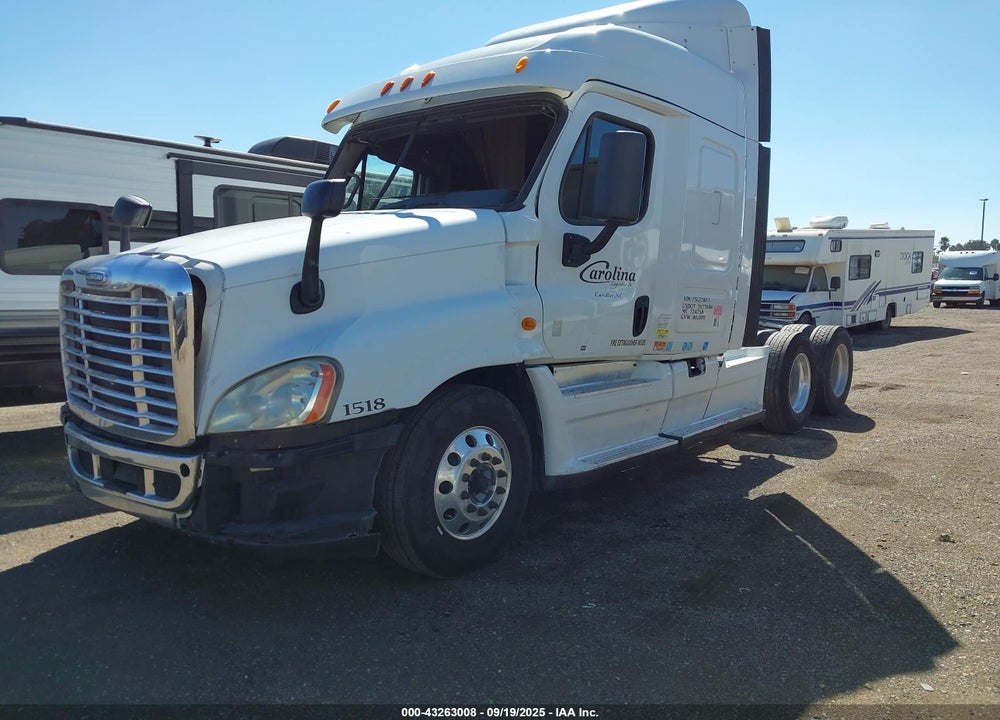 2015 FREIGHTLINER CASCADIA 125 VIN: 3AKGGLD64FSGJ2803