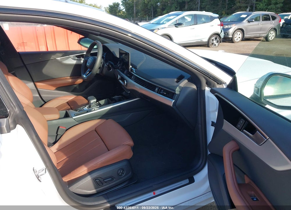 2025 AUDI A5 SPORTBACK PREMIUM 45 TFSI S LINE QUATTRO S TRONIC VIN: WAUDACF56SA008312