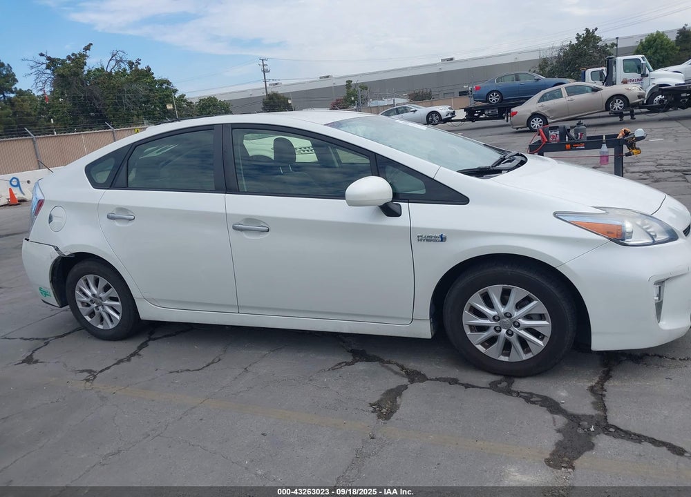 2014 TOYOTA PRIUS PLUG-IN VIN: JTDKN3DP7E3057465