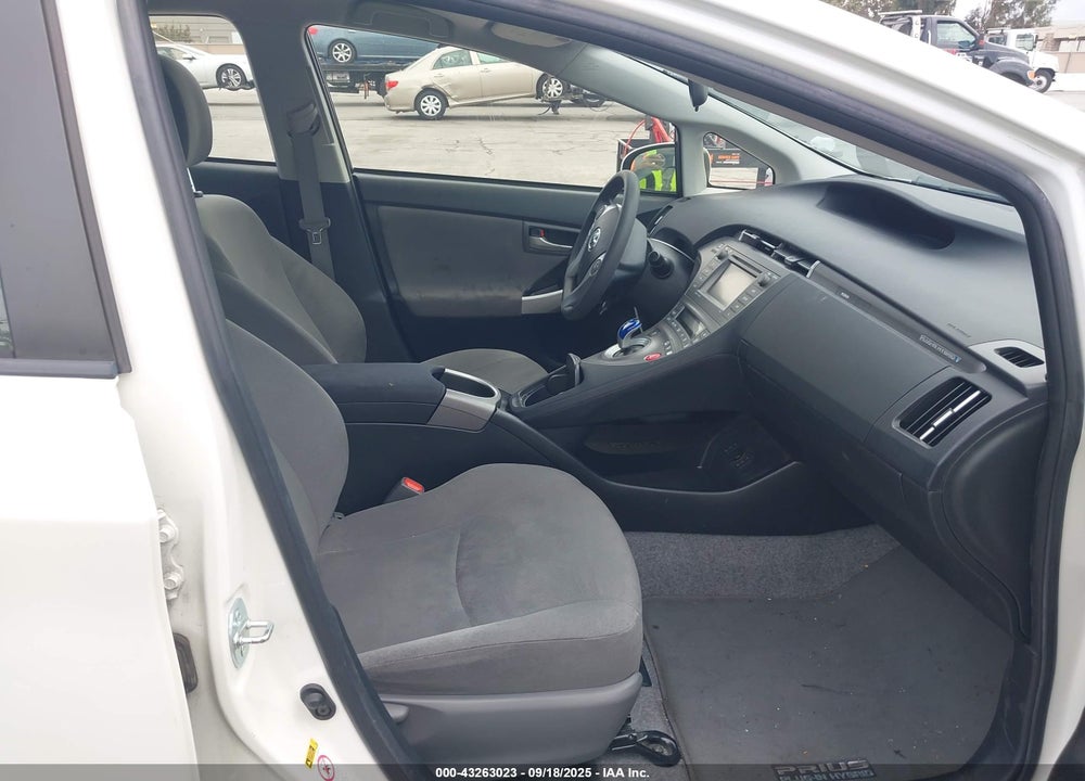 2014 TOYOTA PRIUS PLUG-IN VIN: JTDKN3DP7E3057465