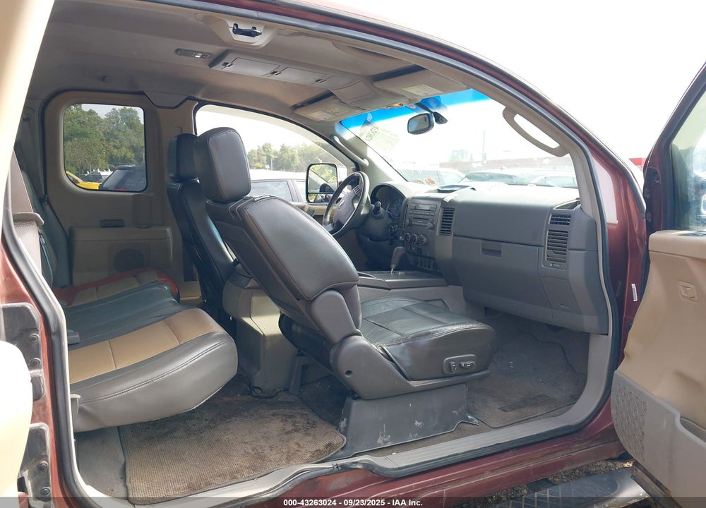 2004 NISSAN TITAN LE VIN: 1N6AA06B44N568137