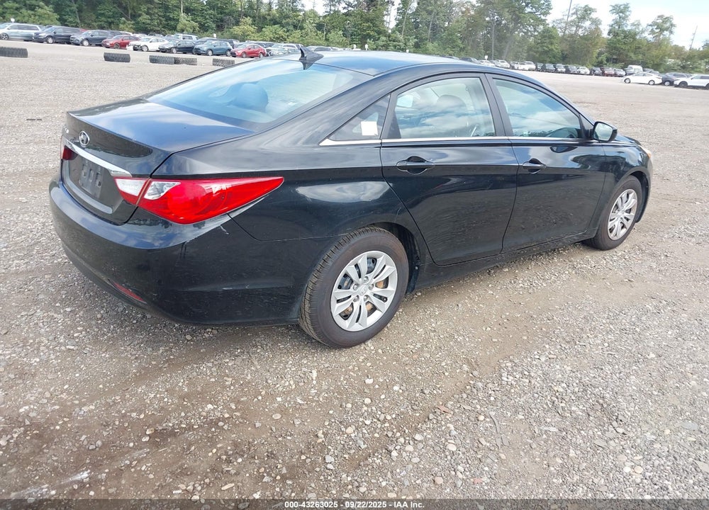 2011 HYUNDAI SONATA GLS VIN: 5NPEB4AC1BH263569