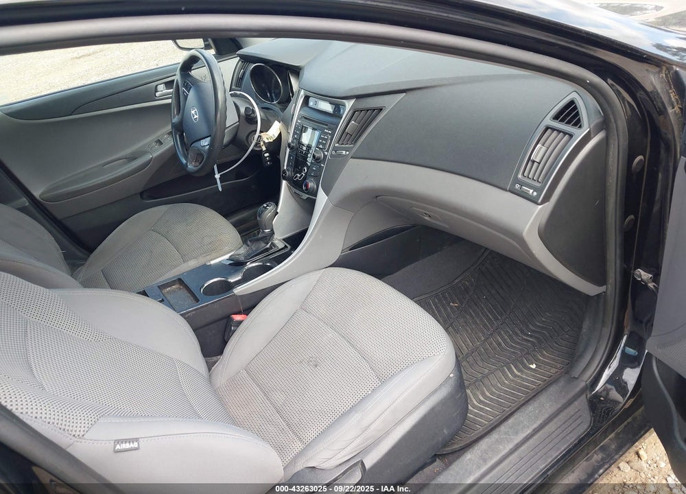 2011 HYUNDAI SONATA GLS VIN: 5NPEB4AC1BH263569
