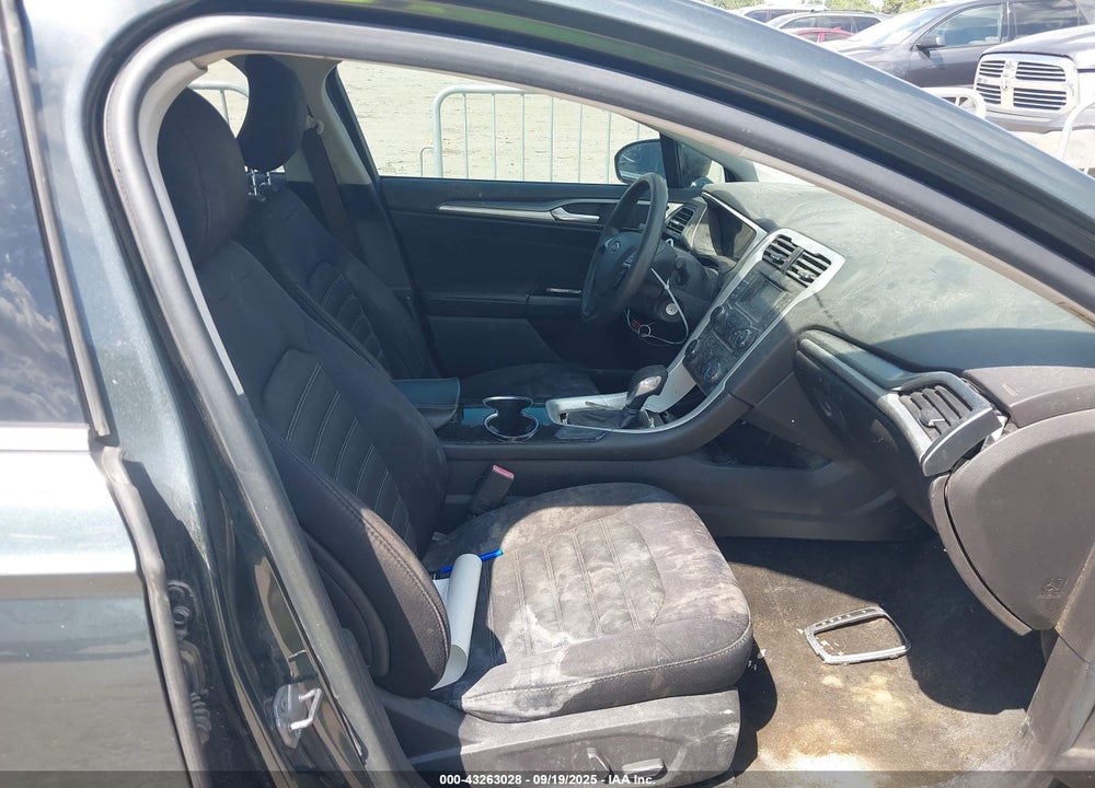 2015 FORD FUSION SE VIN: 3FA6P0HD1FR183016