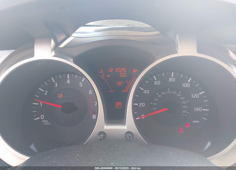 2011 NISSAN JUKE VIN: JN8AF5MR2BT007031