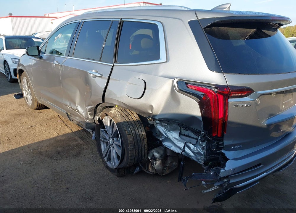 2025 CADILLAC XT6 VIN: 1GYKPDRS6SZ118742