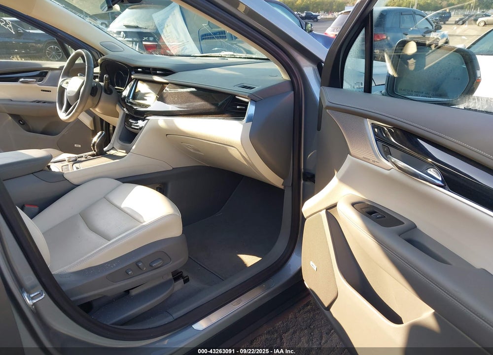 2025 CADILLAC XT6 VIN: 1GYKPDRS6SZ118742