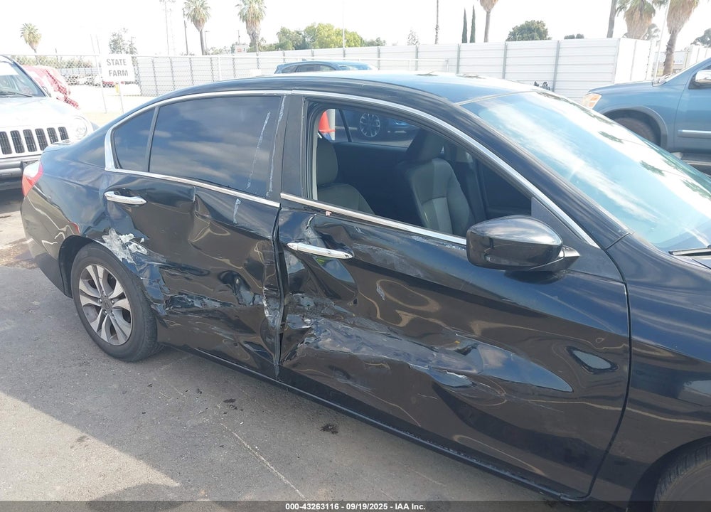 2015 HONDA ACCORD LX VIN: 1HGCR2F31FA196678