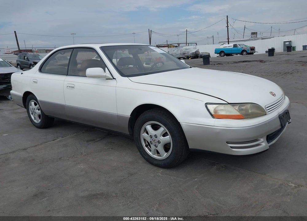 1996 LEXUS ES 300 VIN: JT8BF12G1T0161130