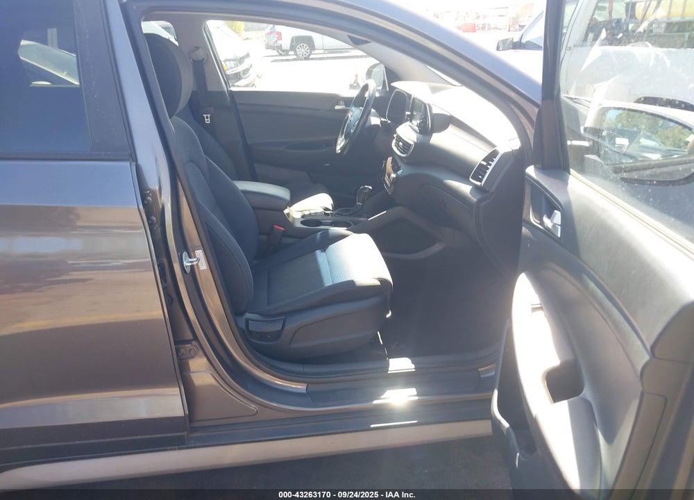 2020 HYUNDAI TUCSON SPORT VIN: KM8J3CAL9LU208599