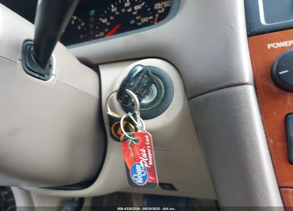 2000 LEXUS ES 300 VIN: JT8BF28G2Y5089653