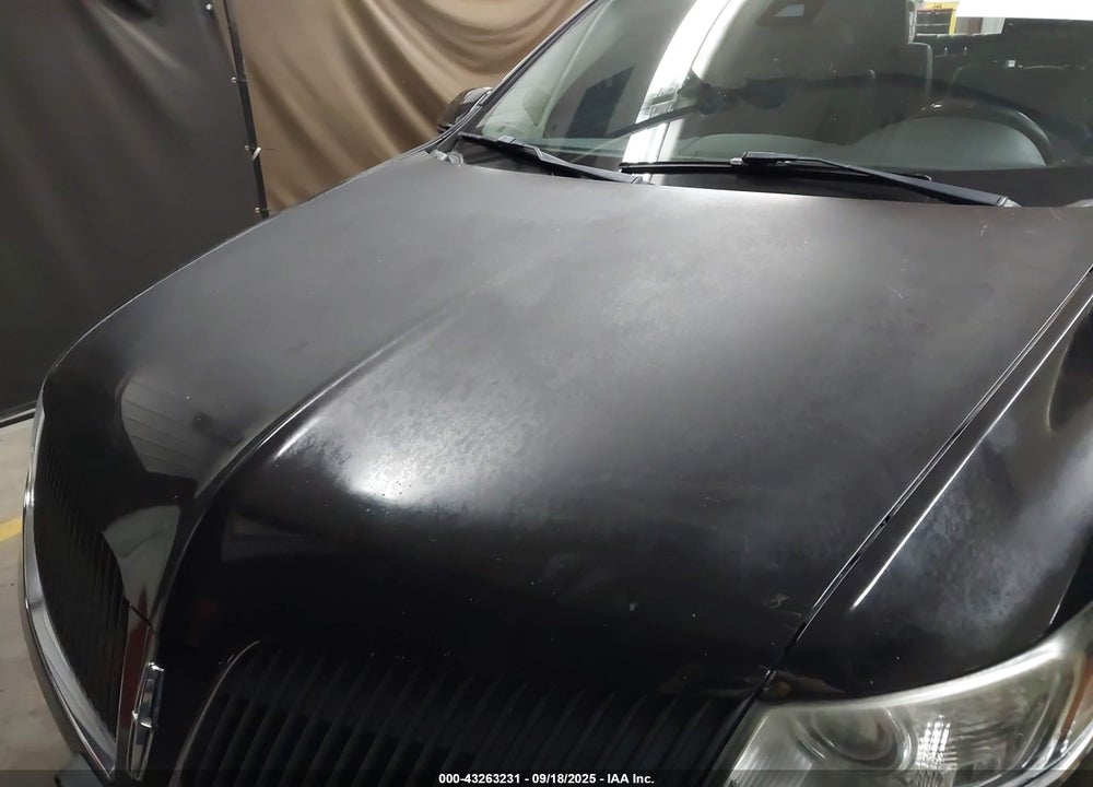 2016 LINCOLN MKT VIN: 2LMHJ5AT5GBL00597