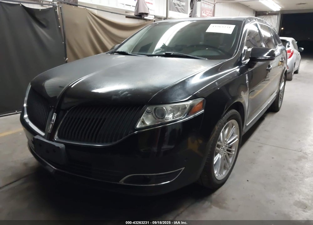 2016 LINCOLN MKT VIN: 2LMHJ5AT5GBL00597