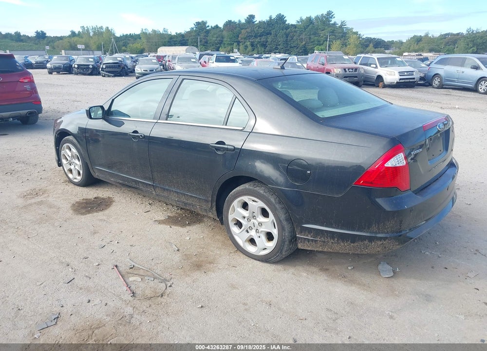 2011 FORD FUSION VIN: 3FAHP0HA2BR179761