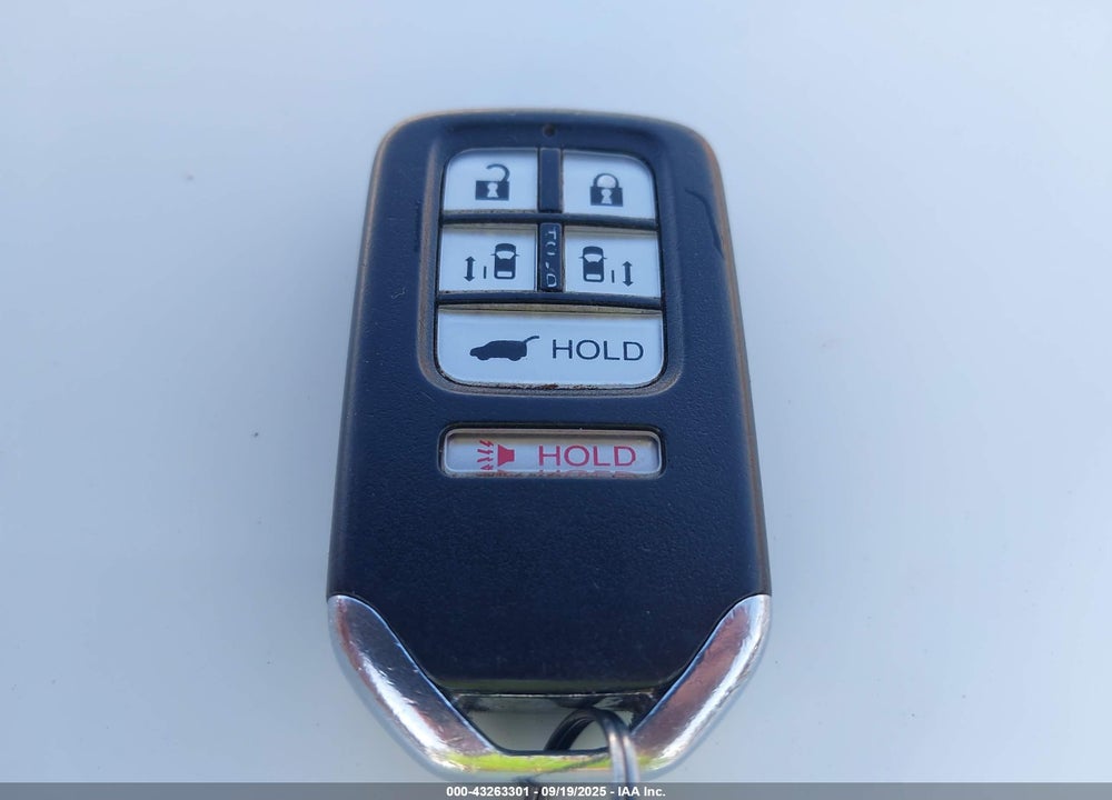 2015 HONDA ODYSSEY EX-L VIN: 5FNRL5H60FB022546