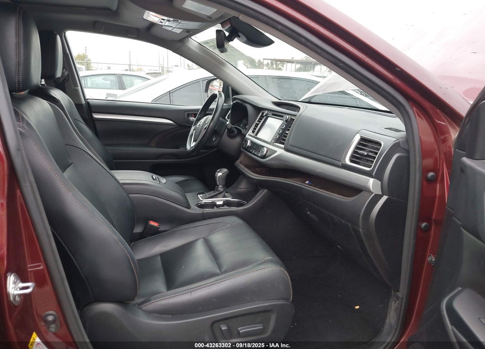 2017 TOYOTA HIGHLANDER HYBRID VIN: 5TDJGRFH5HS036681