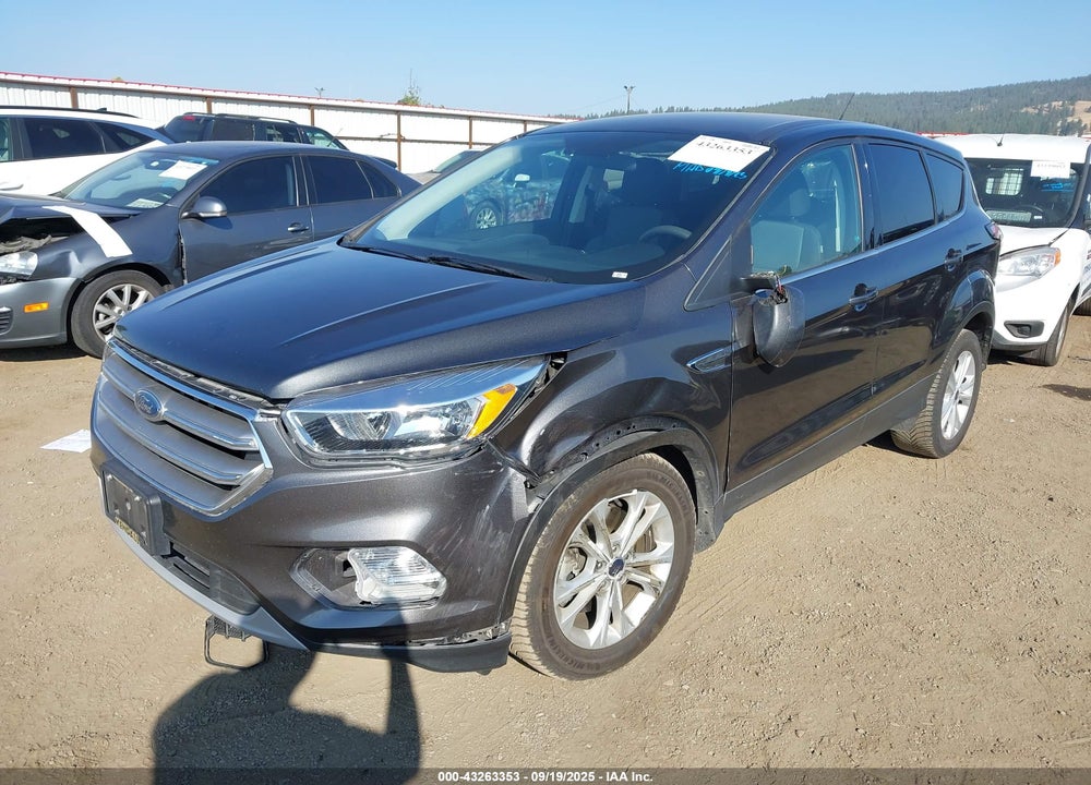 2017 FORD ESCAPE VIN: 1FMCU9G98HUD41673