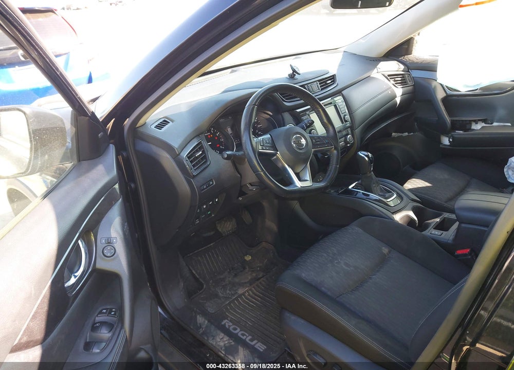 2019 NISSAN ROGUE VIN: JN8AT2MVXKW378120