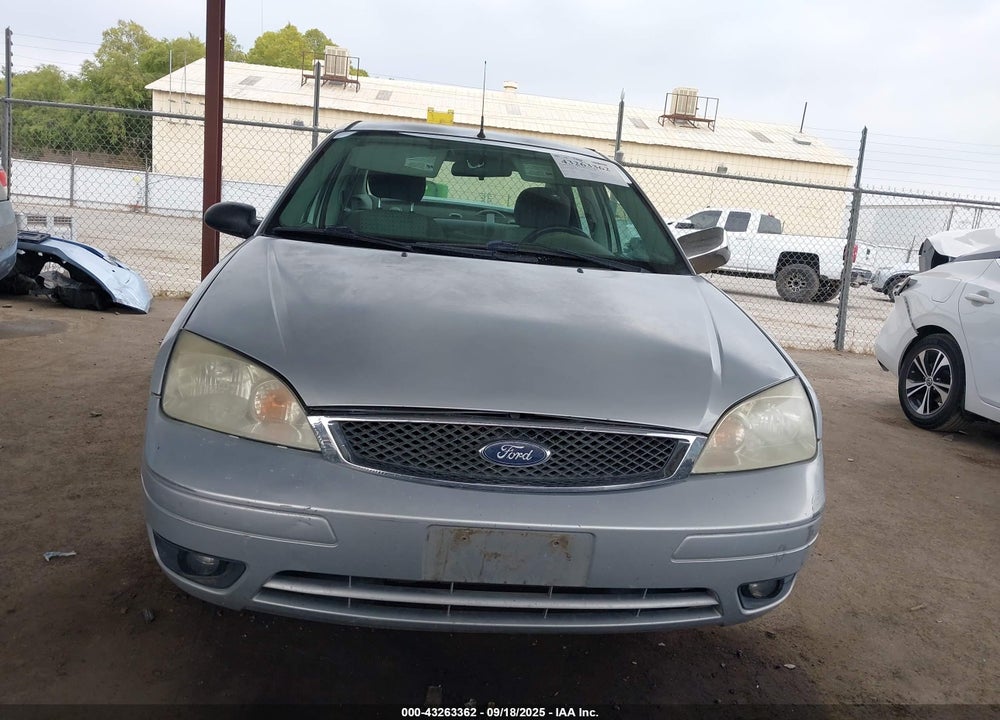 2007 FORD FOCUS S/SE/SES VIN: 1FAFP34N47W365615