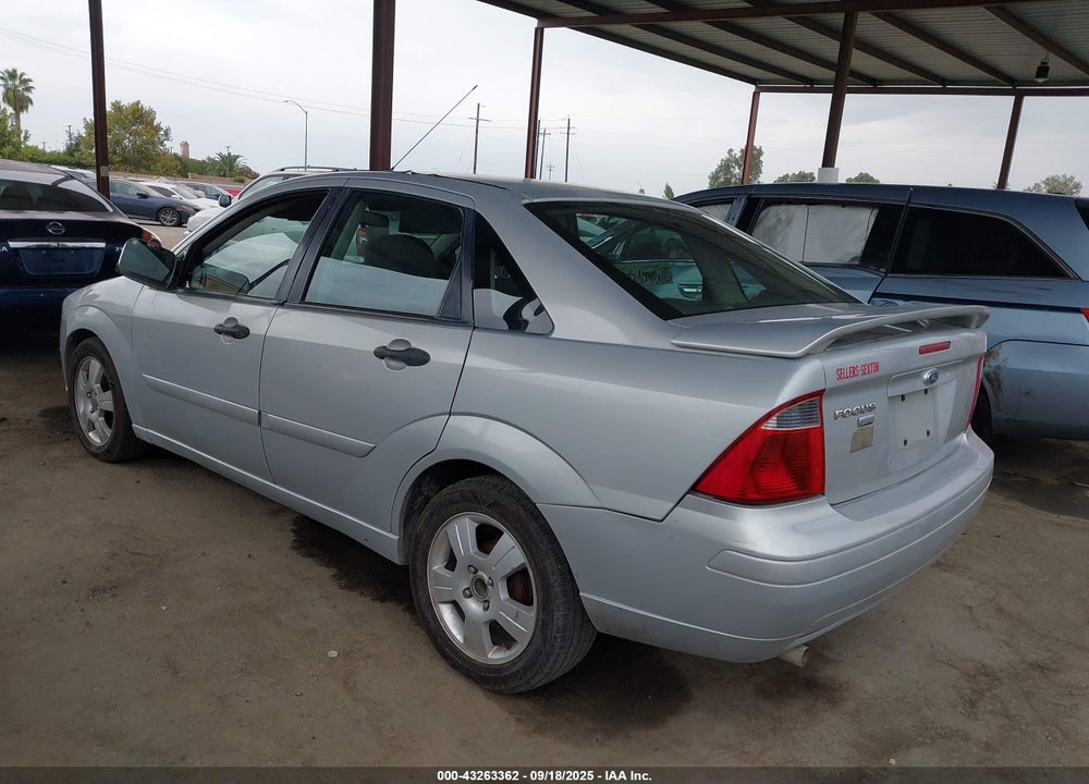 2007 FORD FOCUS S/SE/SES VIN: 1FAFP34N47W365615