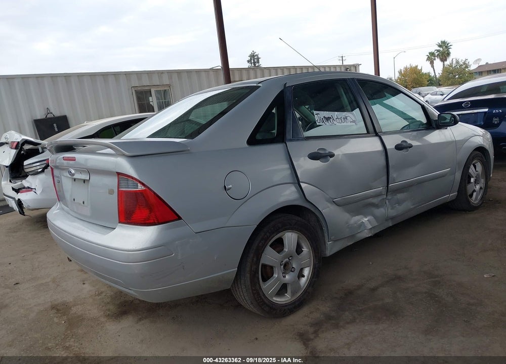 2007 FORD FOCUS S/SE/SES VIN: 1FAFP34N47W365615