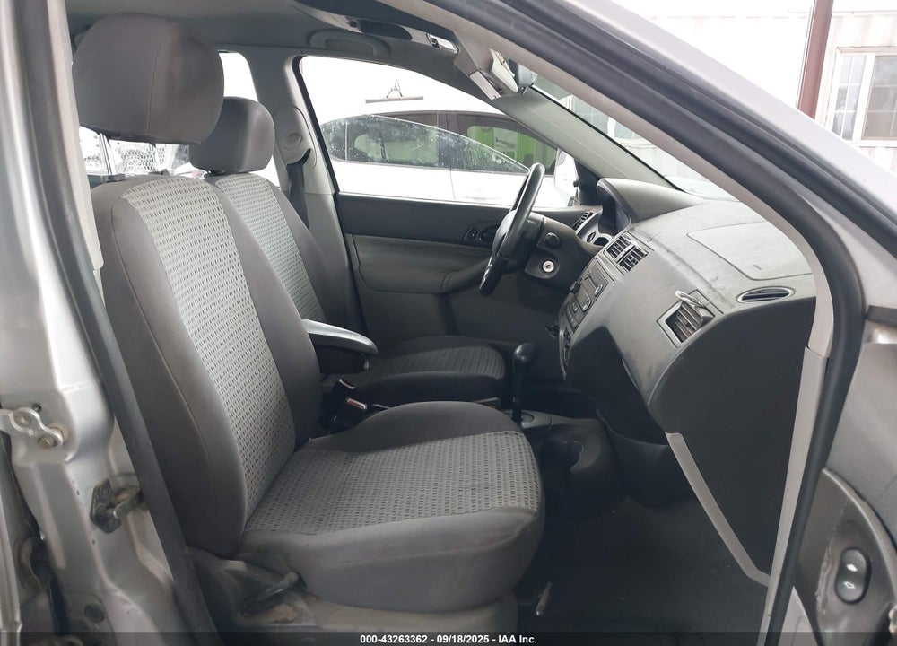 2007 FORD FOCUS S/SE/SES VIN: 1FAFP34N47W365615