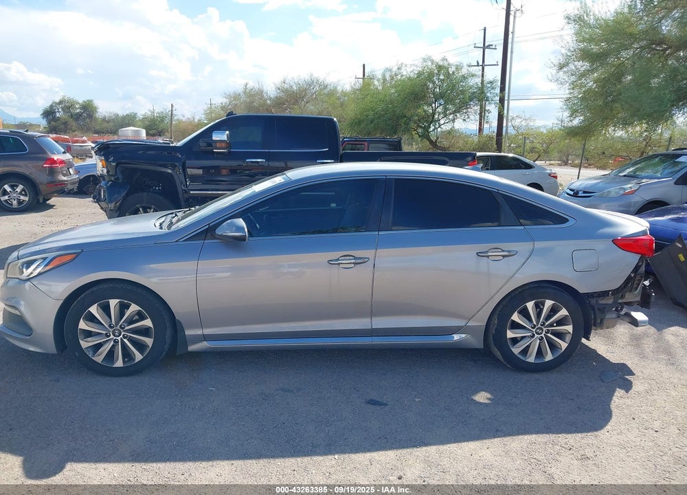 2017 HYUNDAI SONATA SPORT VIN: 5NPE34AF1HH437978