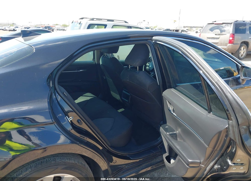 2020 TOYOTA CAMRY LE VIN: 4T1C11AK4LU365533