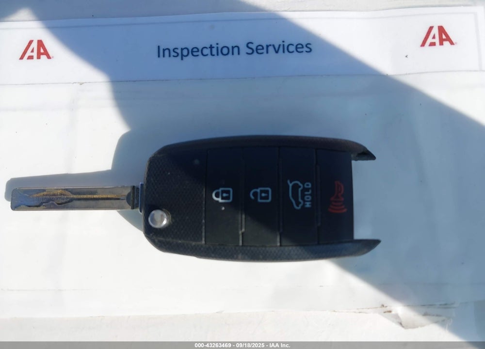2014 KIA SORENTO VIN: 5XYKTCA69EG522972