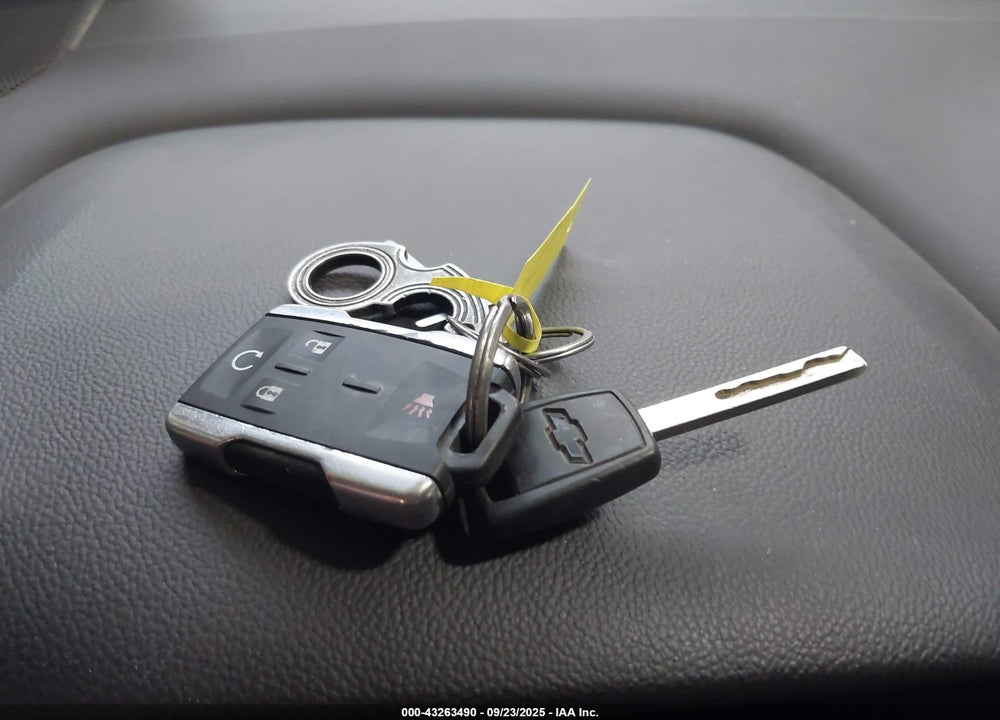 2014 CHEVROLET SILVERADO 1500 VIN: 1GCVKREC0EZ117362