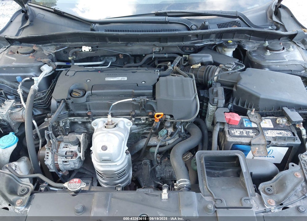 2016 HONDA ACCORD VIN: 1HGCR2F32GA064319
