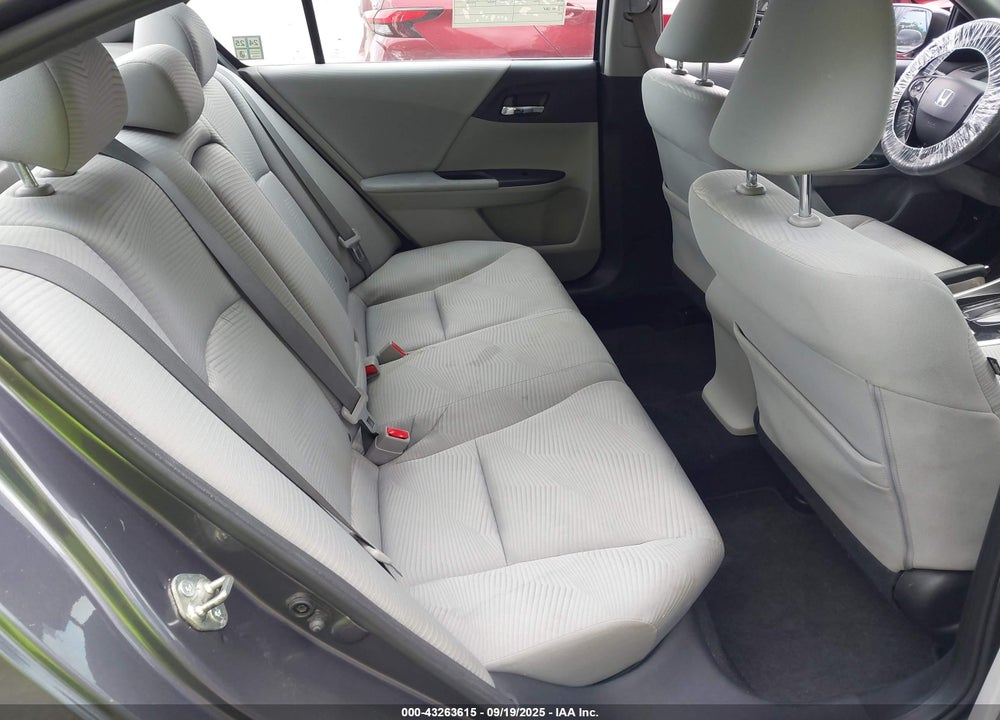 2016 HONDA ACCORD VIN: 1HGCR2F32GA064319