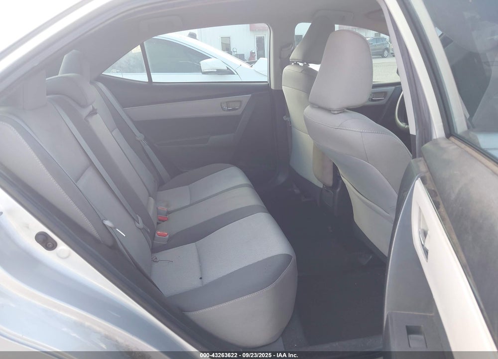 2017 TOYOTA COROLLA LE VIN: 5YFBURHE5HP657198
