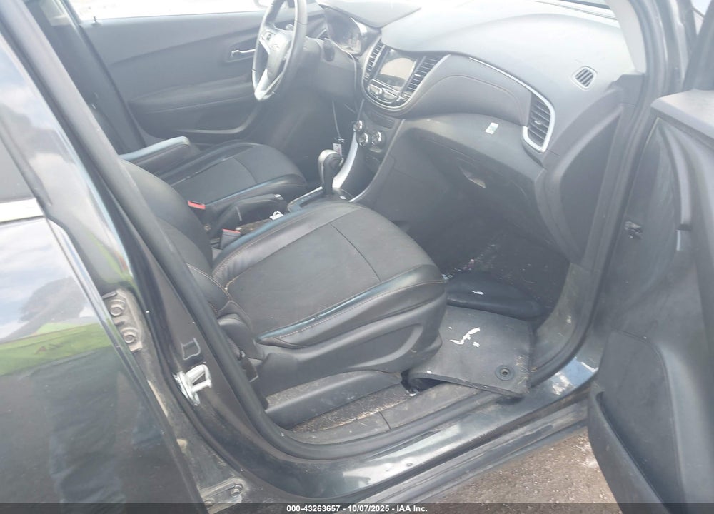 2018 CHEVROLET TRAX LT VIN: 3GNCJPSB1JL224021