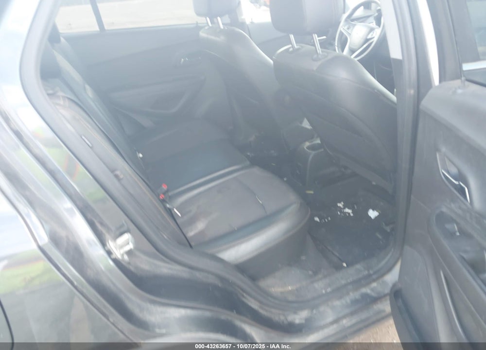 2018 CHEVROLET TRAX LT VIN: 3GNCJPSB1JL224021
