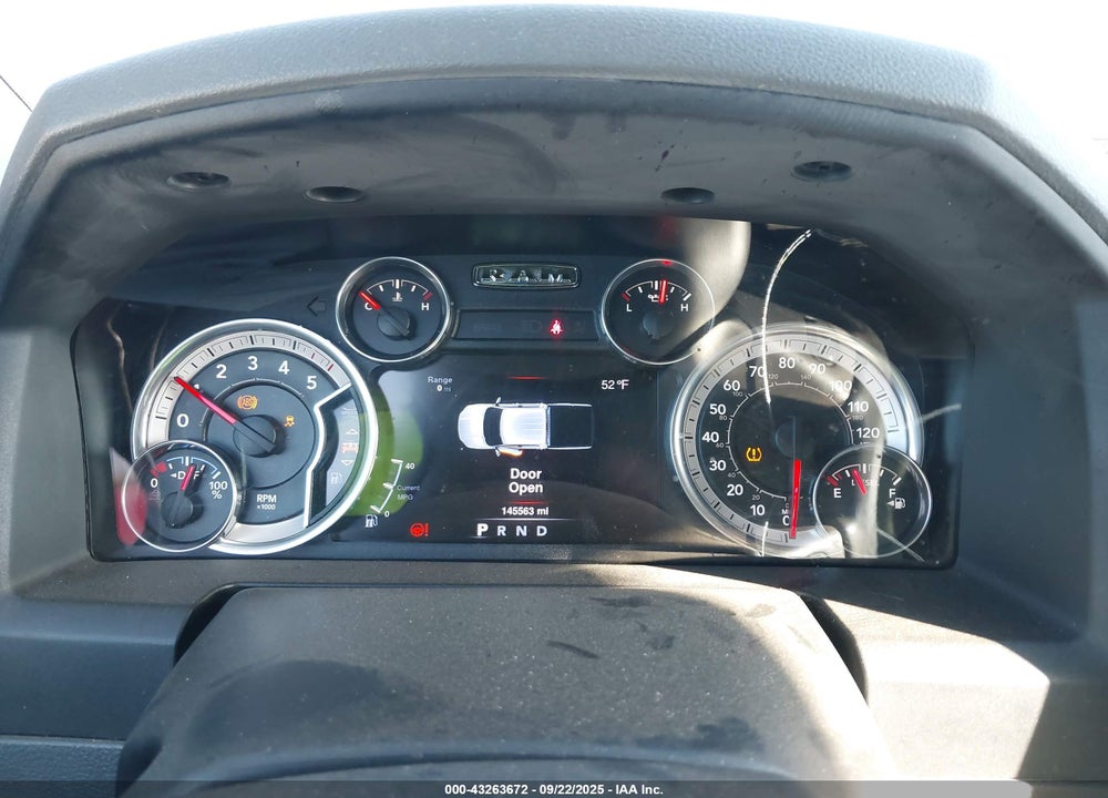 2016 RAM 1500 VIN: 1C6RR7TM7GS337243