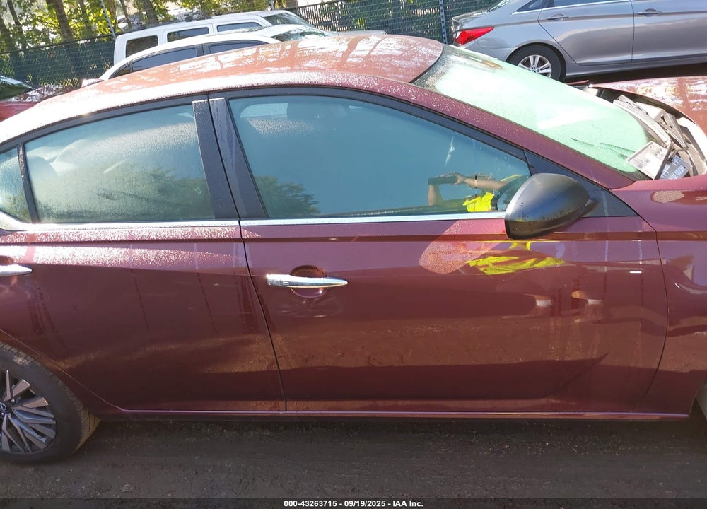 2025 NISSAN ALTIMA VIN: 1N4BL4DV7SN365803