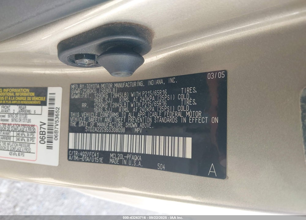 2005 TOYOTA SIENNA XLE VIN: 5TDZA22C95S308098