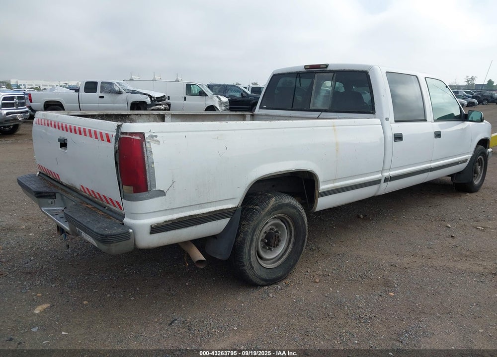 2000 CHEVROLET C3500 VIN: 1GCGC33J1YF419074