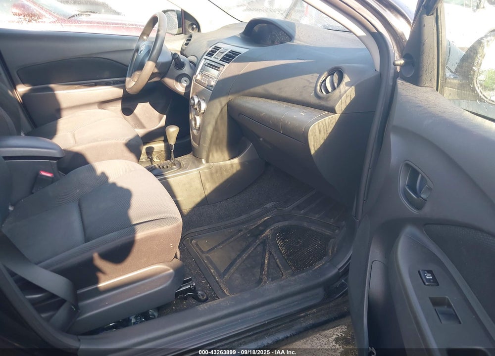 2012 TOYOTA YARIS VIN: JTDBT4K34CL029891