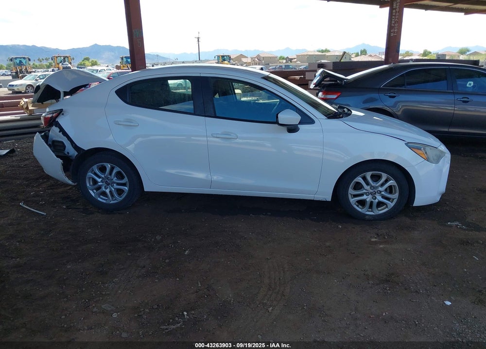 2016 SCION IA VIN: 3MYDLBZV7GY134900