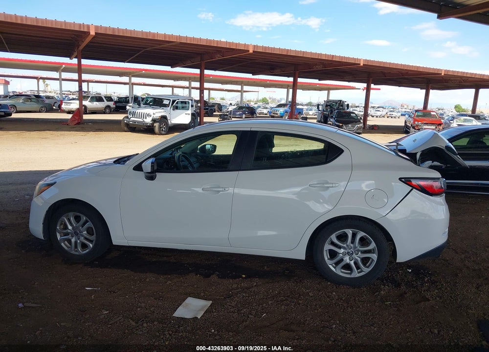 2016 SCION IA VIN: 3MYDLBZV7GY134900