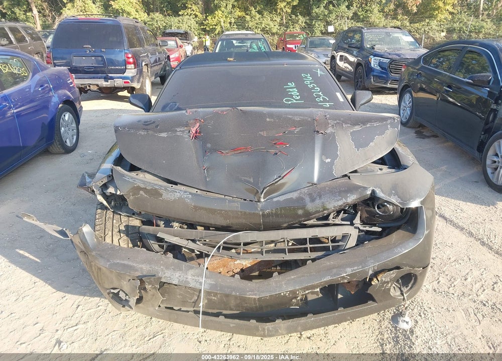 2011 CHEVROLET CAMARO VIN: 2G1FB1ED1B9157026