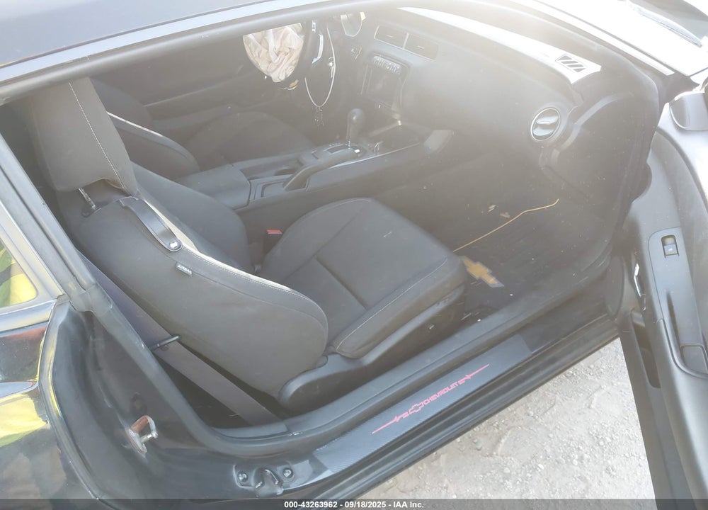2011 CHEVROLET CAMARO VIN: 2G1FB1ED1B9157026