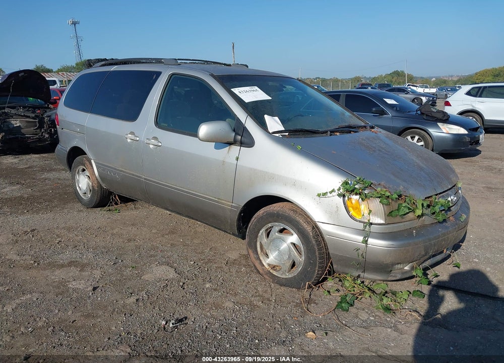 2001 TOYOTA SIENNA LE/XLE VIN: 4T3ZF13C81U322318