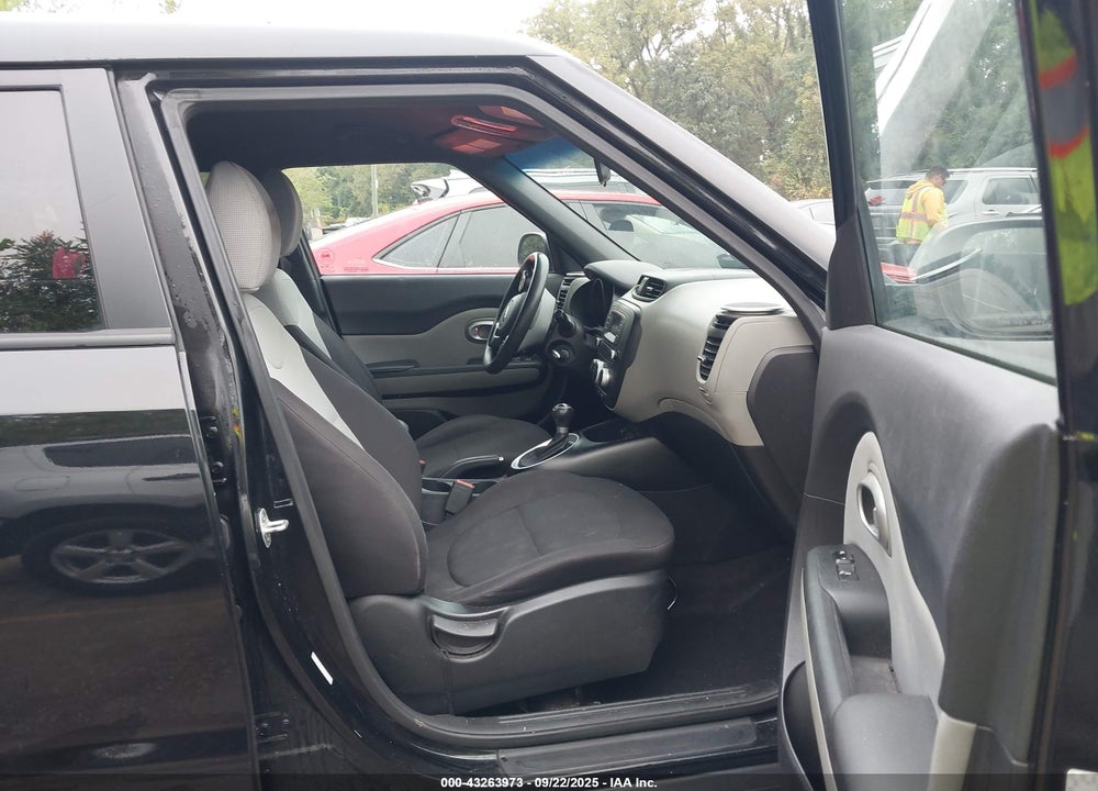 2015 KIA SOUL VIN: KNDJN2A28F7197176